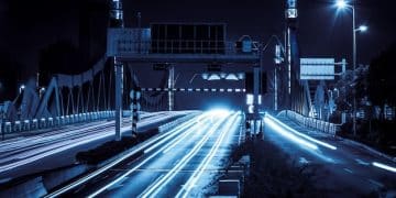 Autonomous Trucks: 2025 Forecast for US Freight Efficiency - Cover Image
