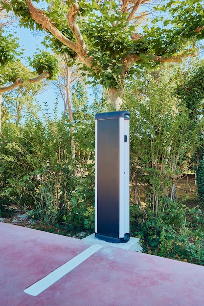 Major Automakers Unite to Standardize EV Charging by 2025
